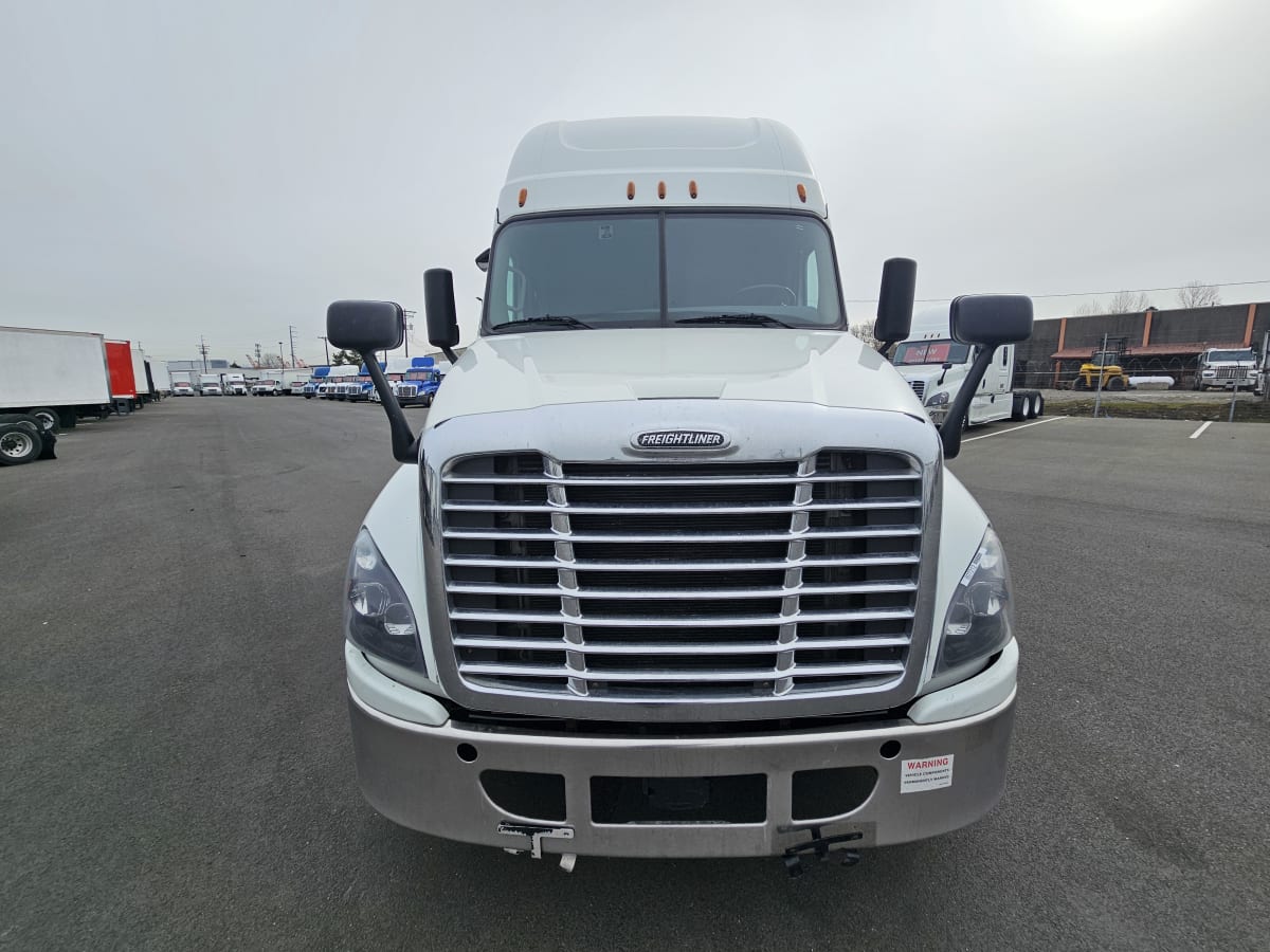 2019 Freightliner/Mercedes CASCADIA 125 807212