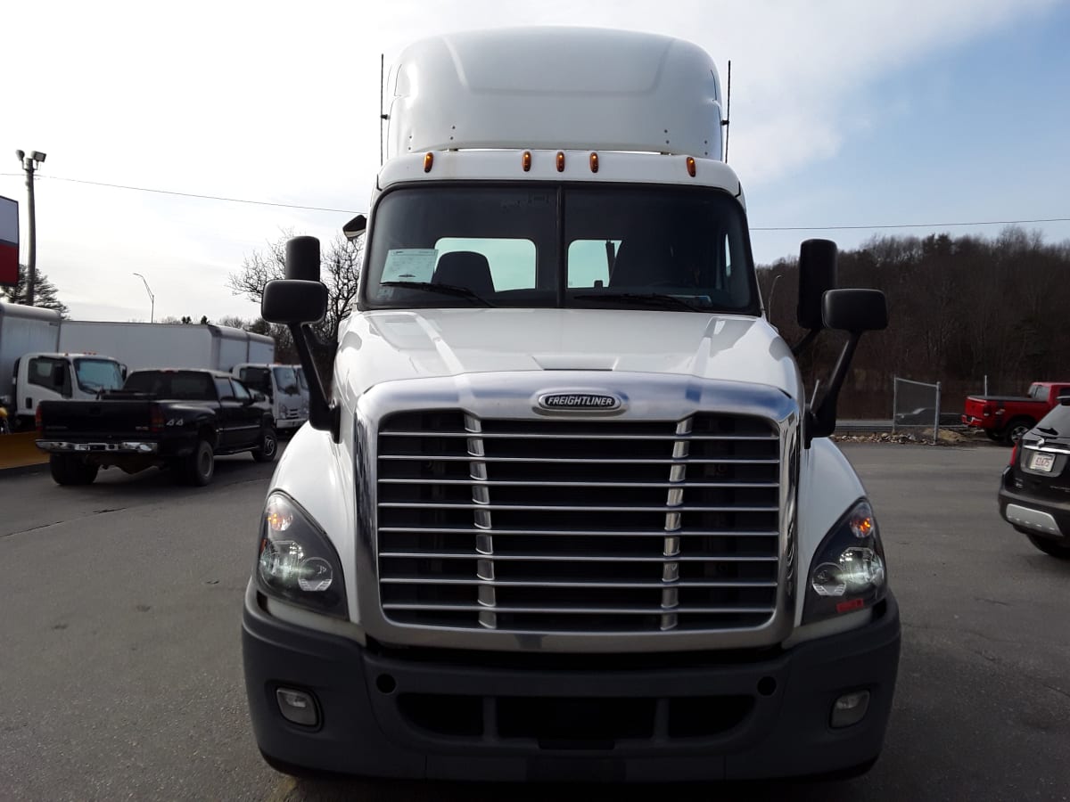 2019 Freightliner/Mercedes CASCADIA 125 807238