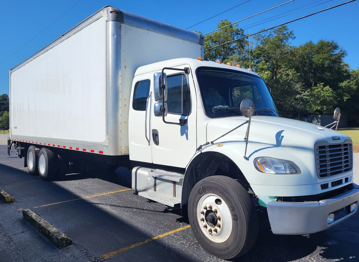 2019 Freightliner M2 106 807295