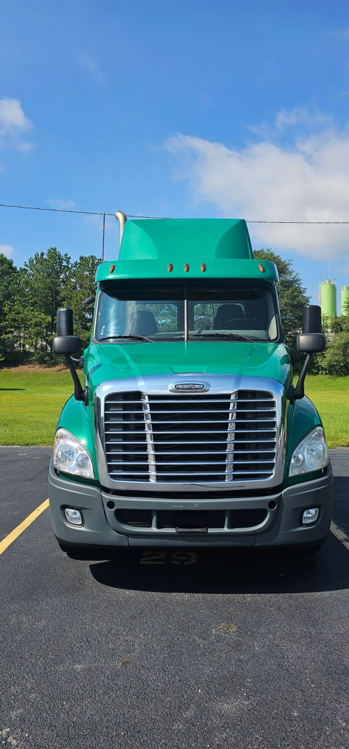 2019 Freightliner CASCADIA 125 807348