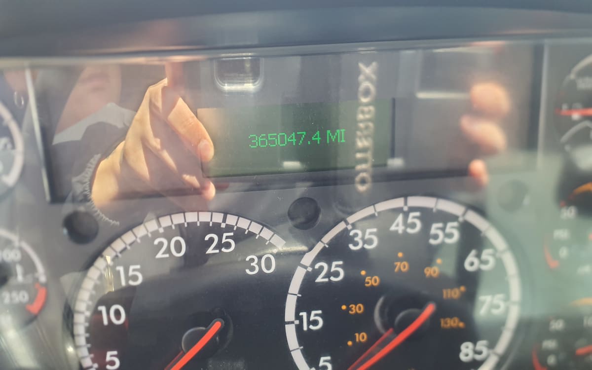 2019 Freightliner M2 106 - image 10