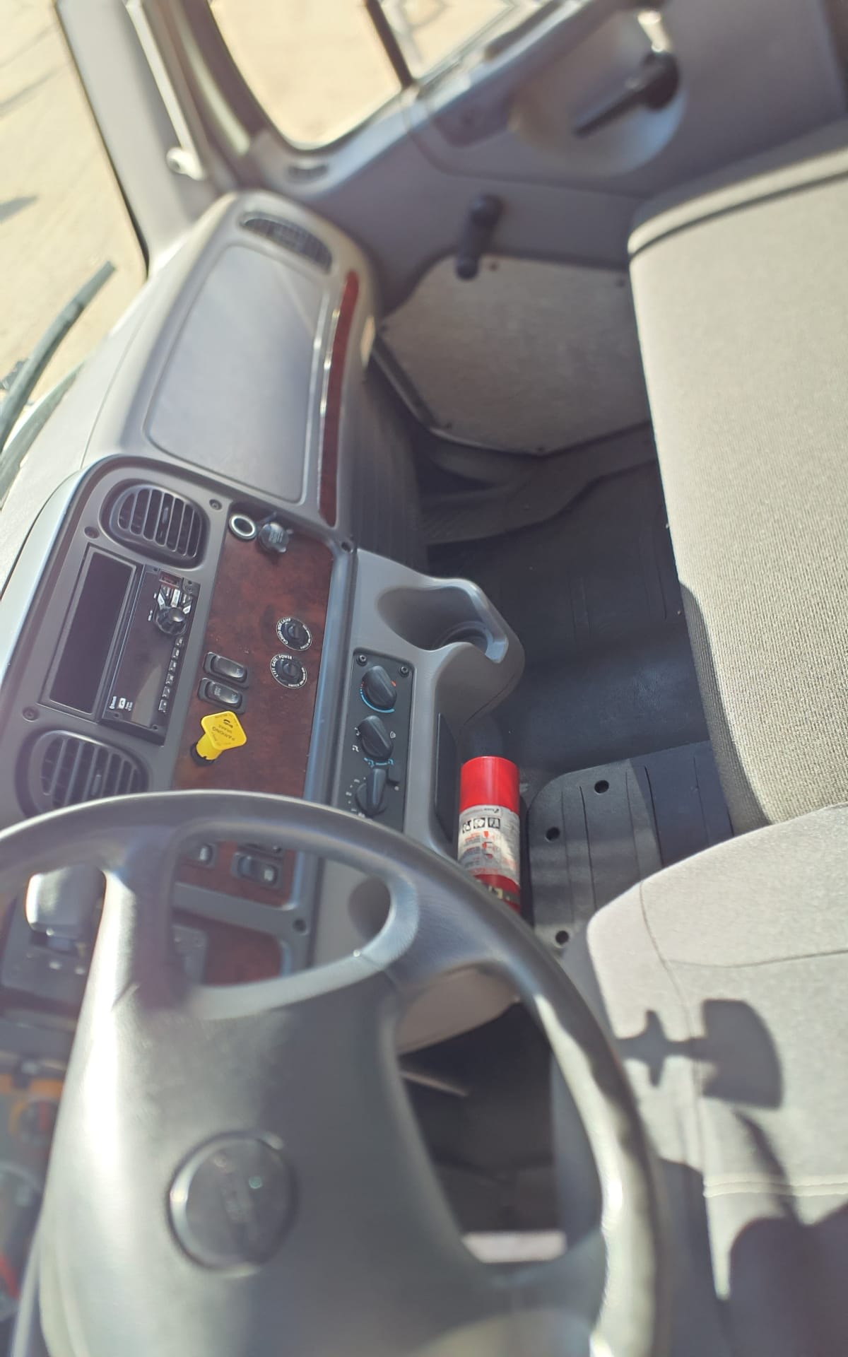 2019 Freightliner M2 106 - image 7