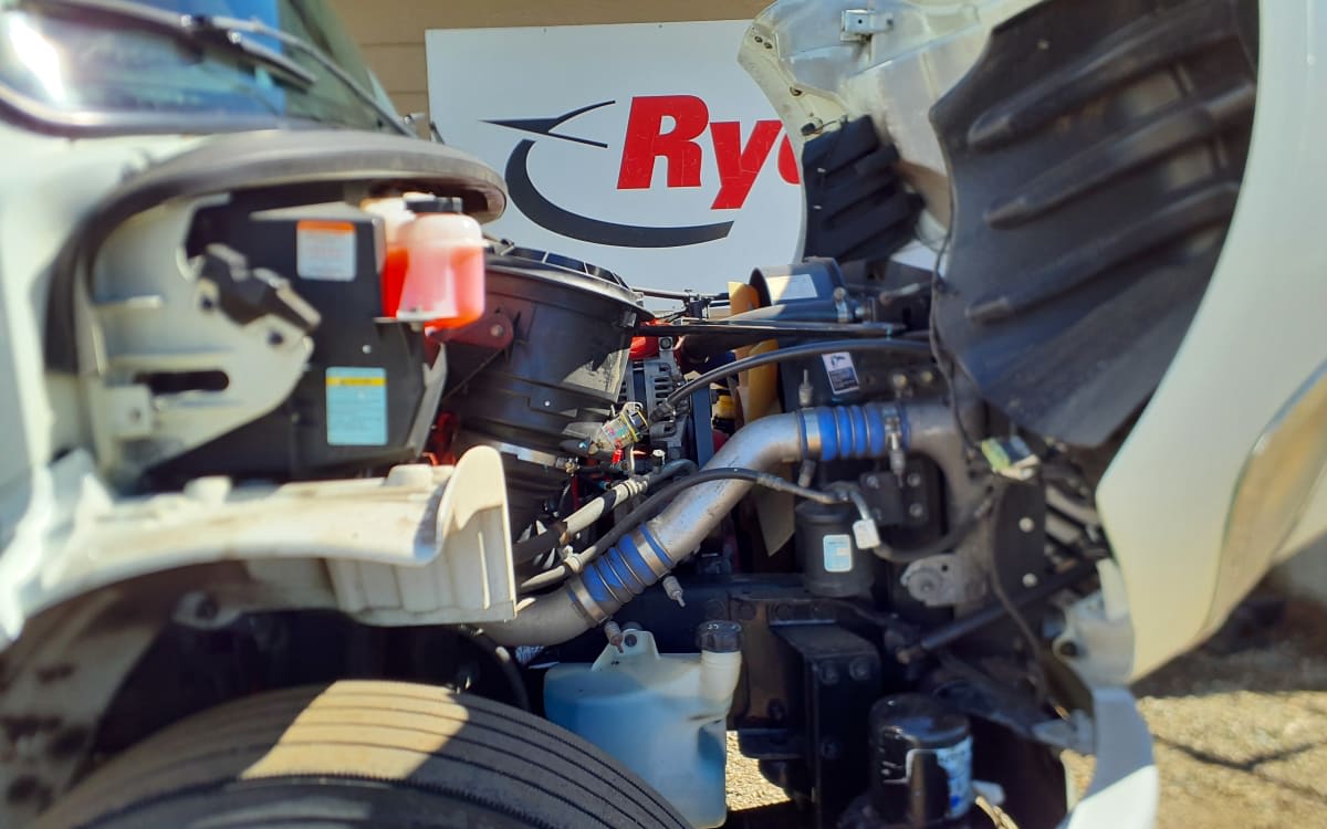 2019 Freightliner M2 106 - image 10