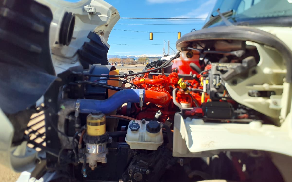 2019 Freightliner M2 106 - image 9