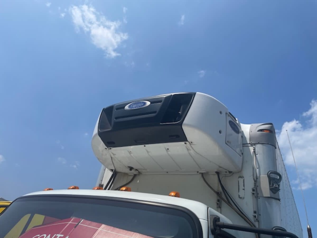 2019 Freightliner M2 106 807398