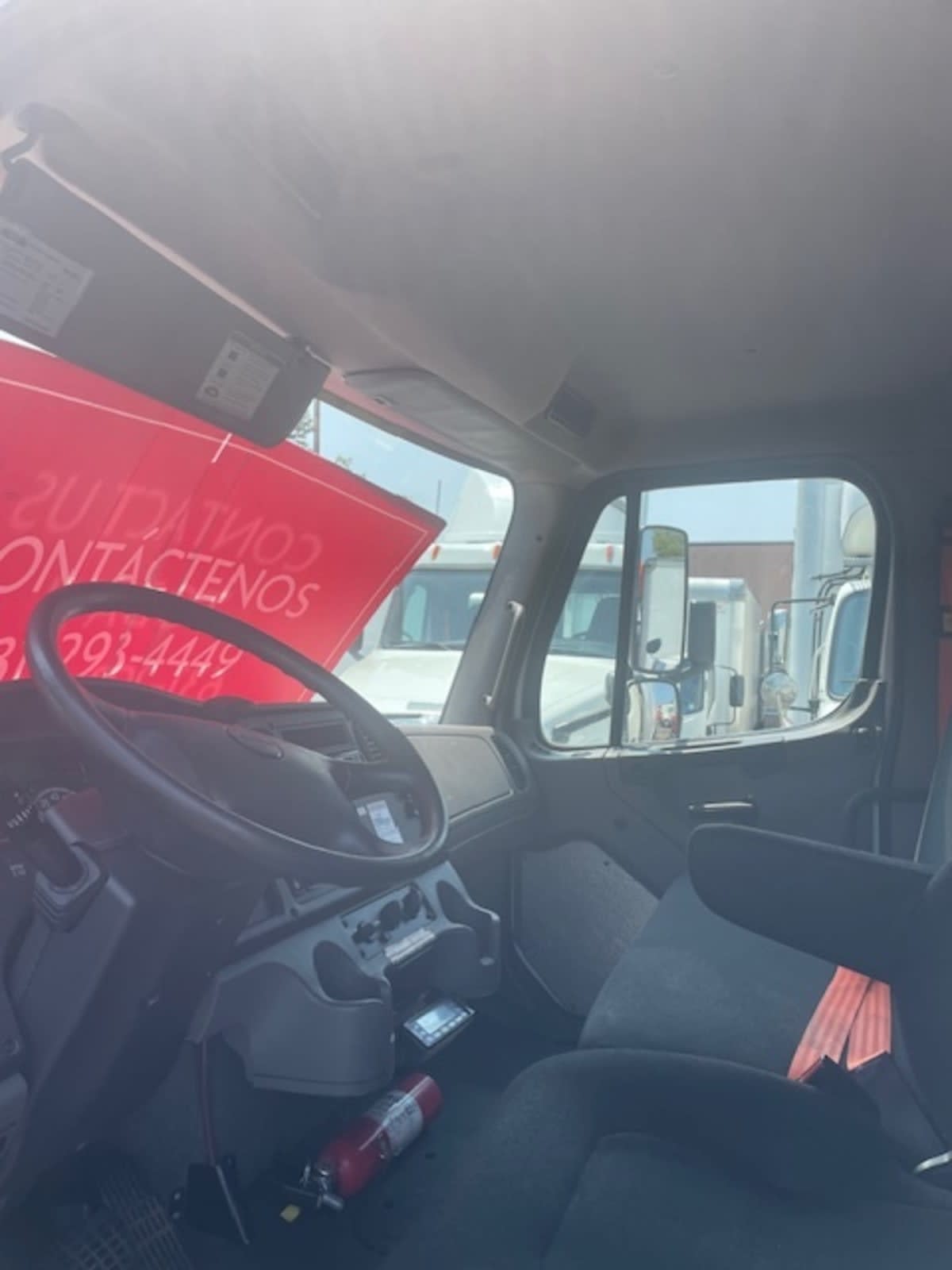 2019 Freightliner M2 106 807398