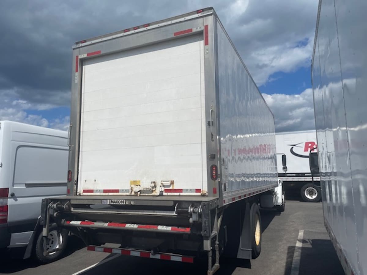 2019 Freightliner M2 106 807399