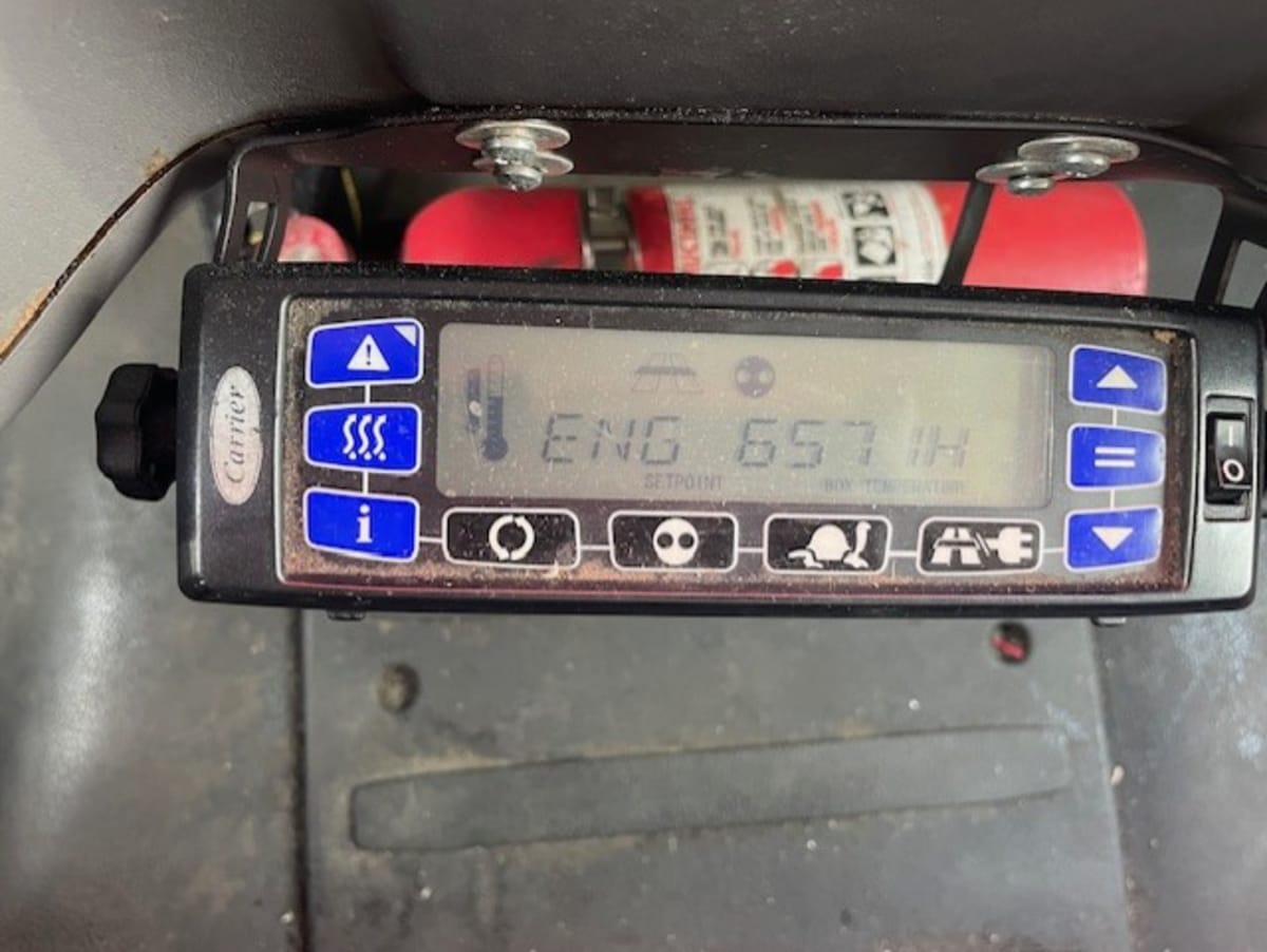 2019 Freightliner M2 106 807400