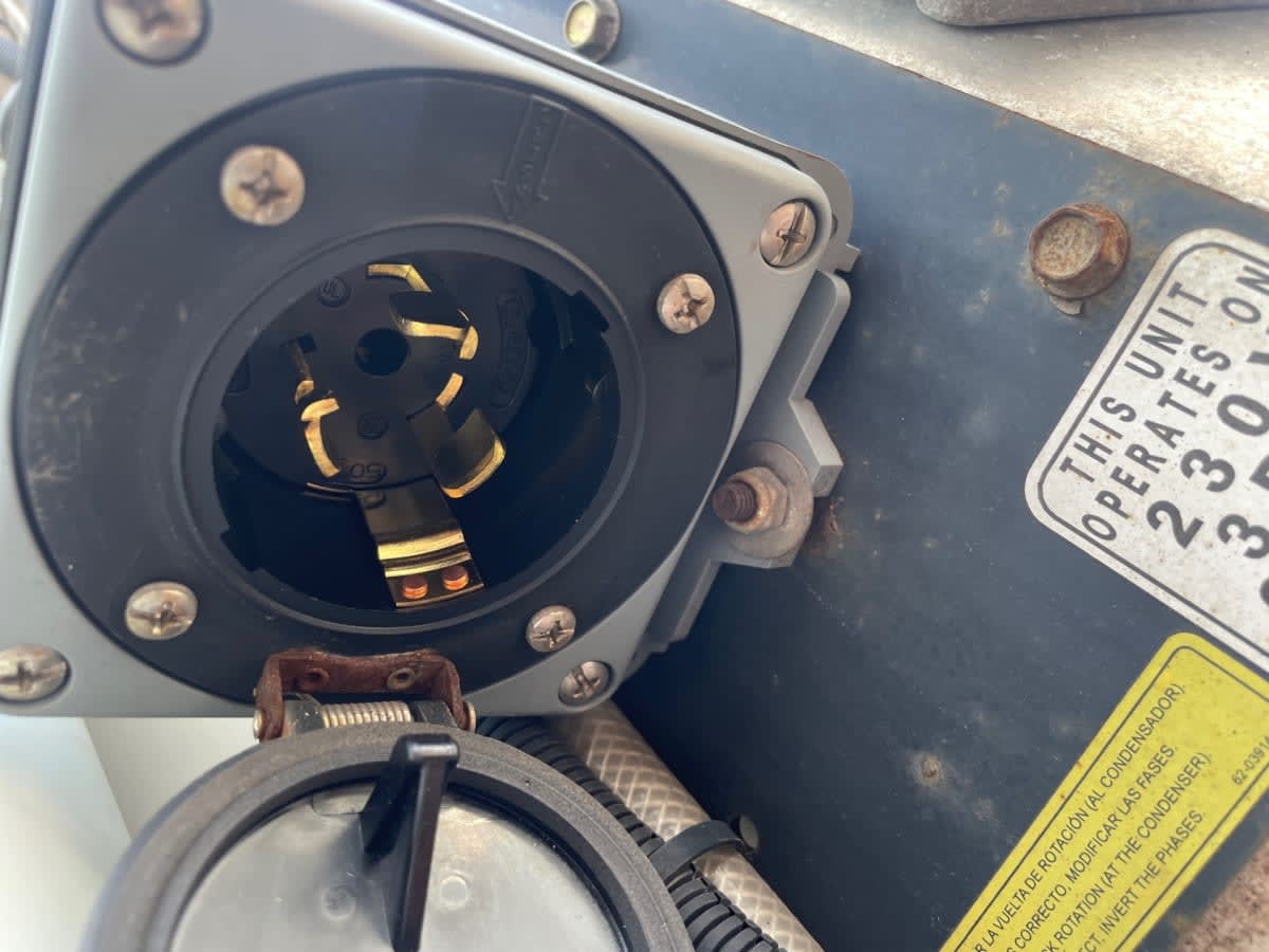2019 Freightliner M2 106 807401