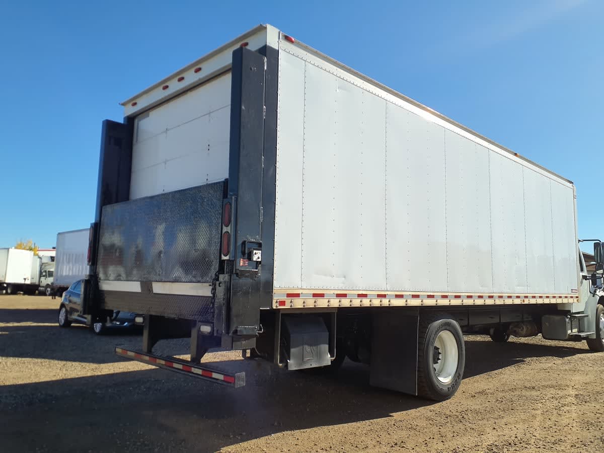 2019 Freightliner M2 106 - image 4