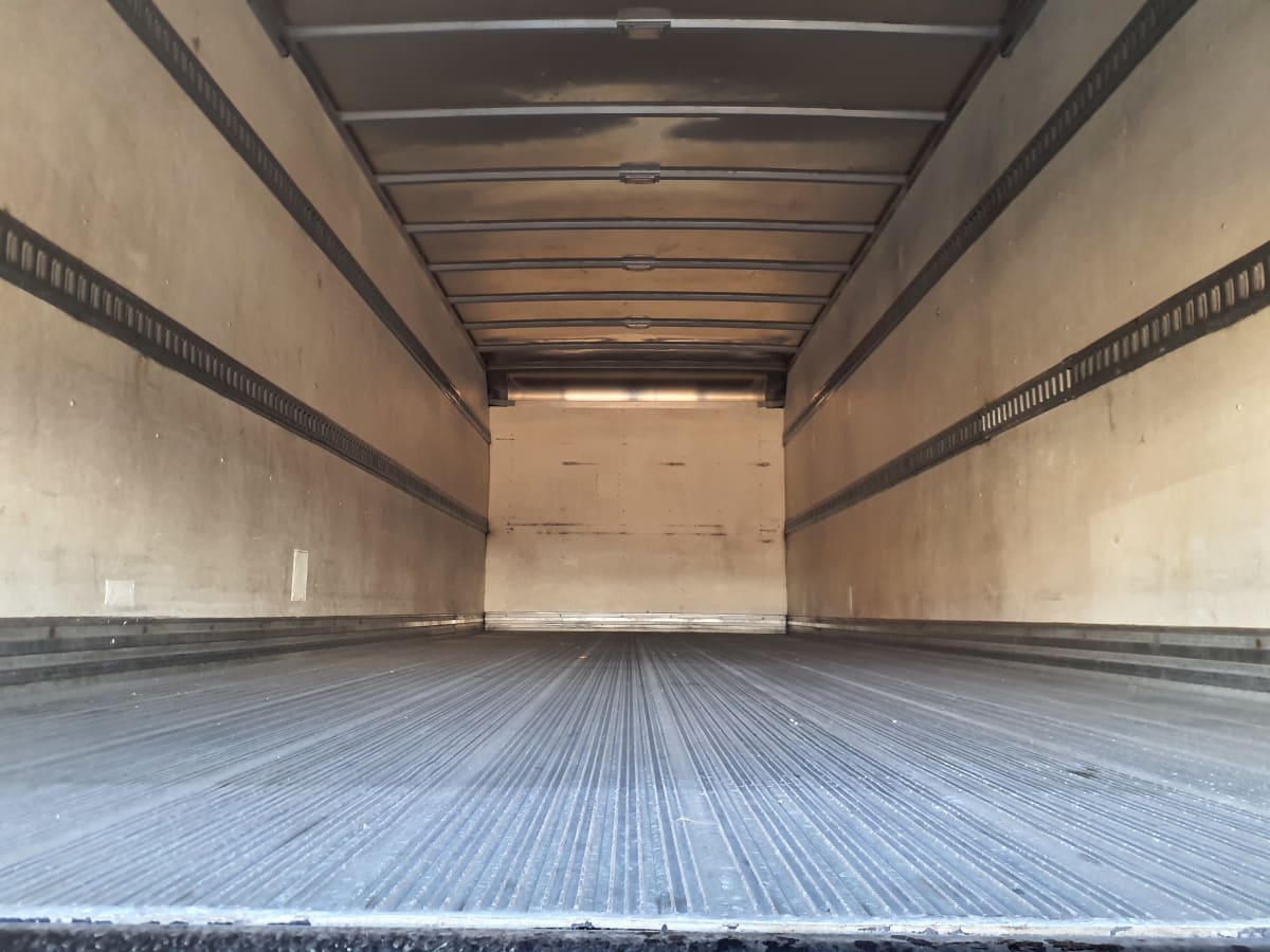 2019 Freightliner M2 106 - image 8