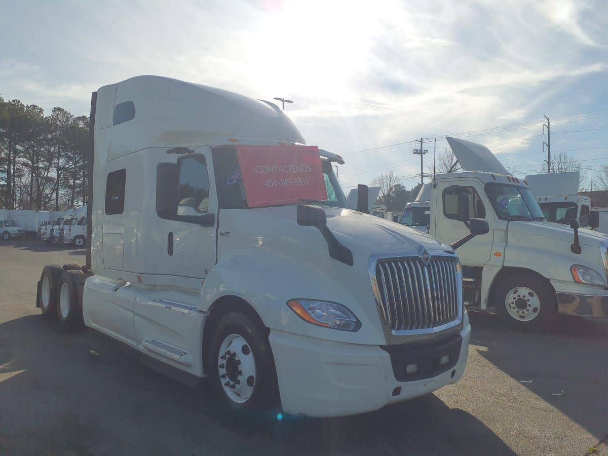 2018 Navistar International LT625 SLPR CAB 807409