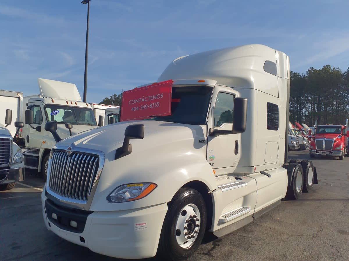2018 Navistar International LT625 SLPR CAB 807409