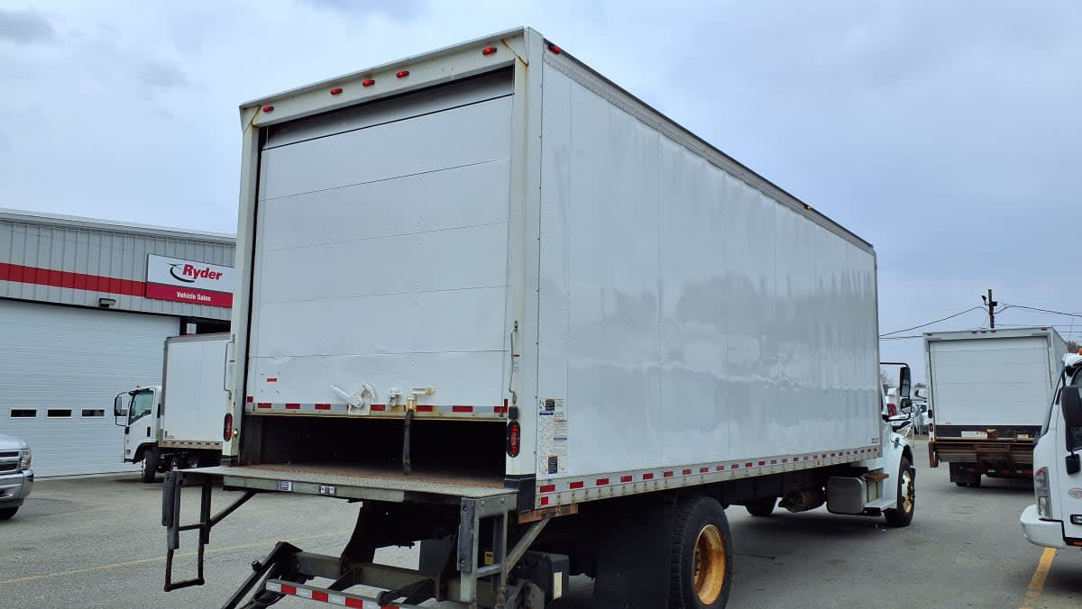 2019 Freightliner/Mercedes M2 106 807411