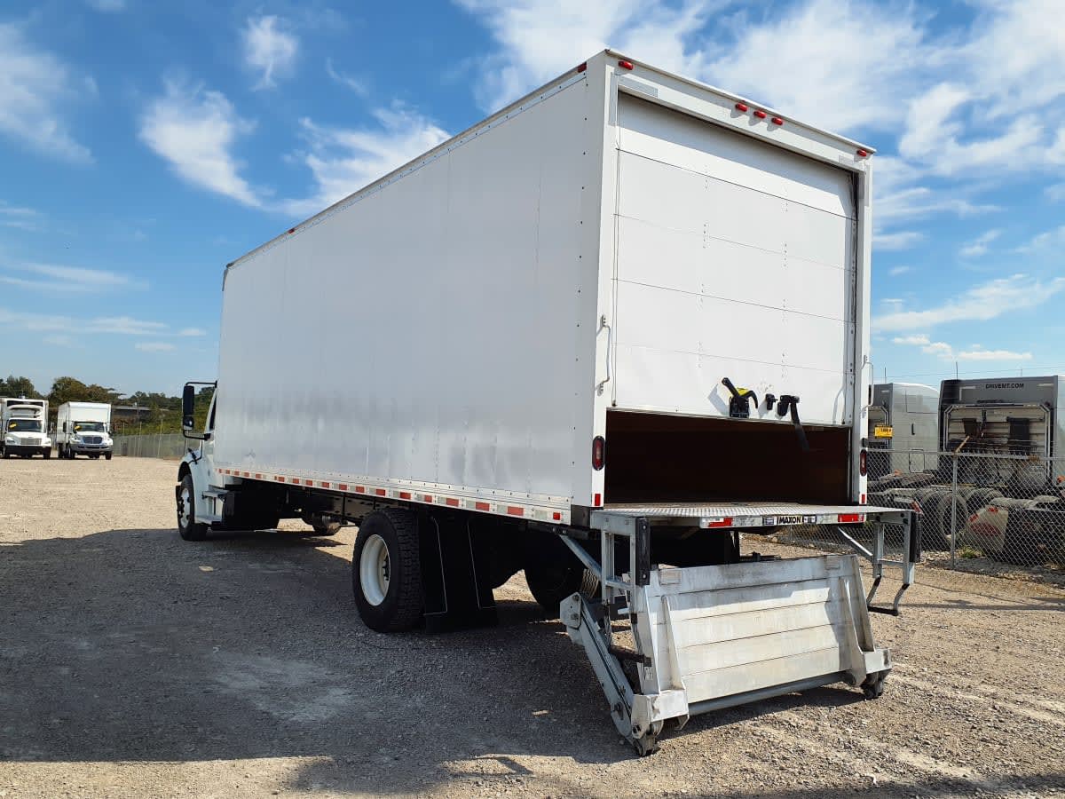 2019 Freightliner/Mercedes M2 106 807412