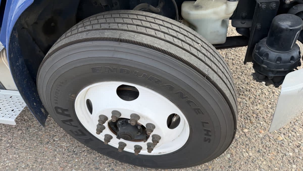 2019 Freightliner/Mercedes M2 106 807418