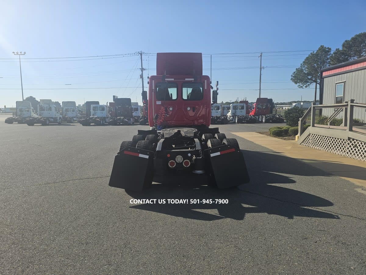 2019 Freightliner NEW CASCADIA 116 807472