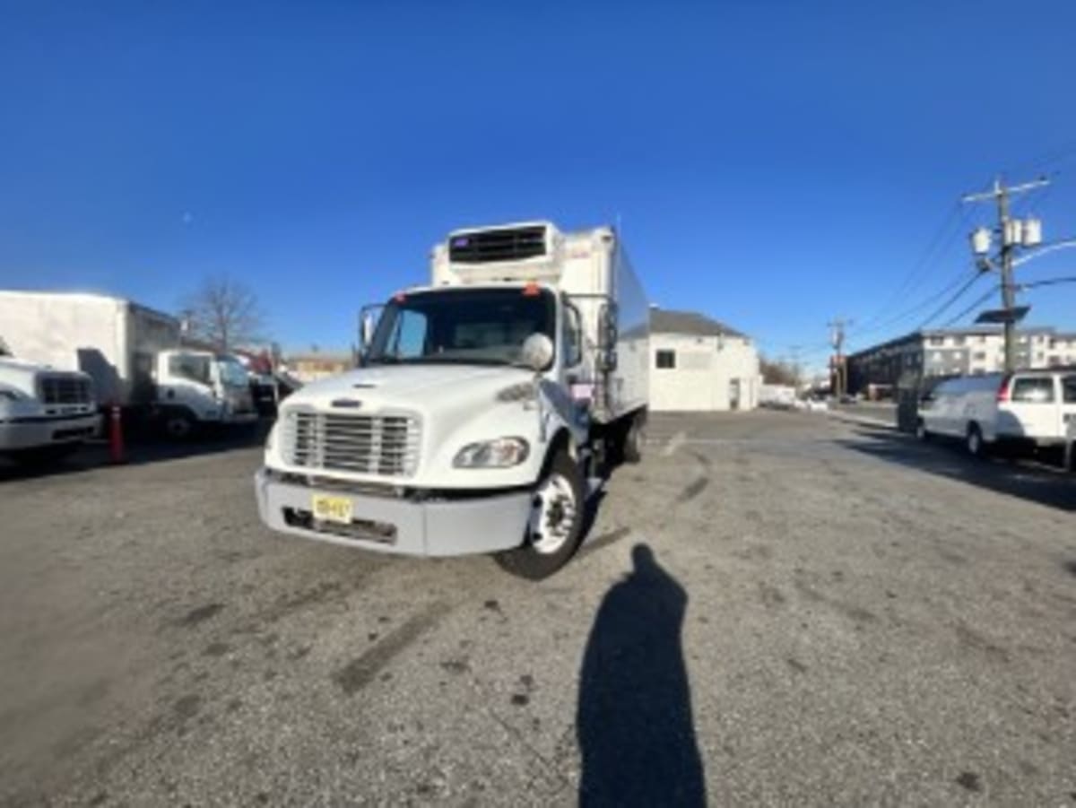 2019 Freightliner/Mercedes M2 106 807480