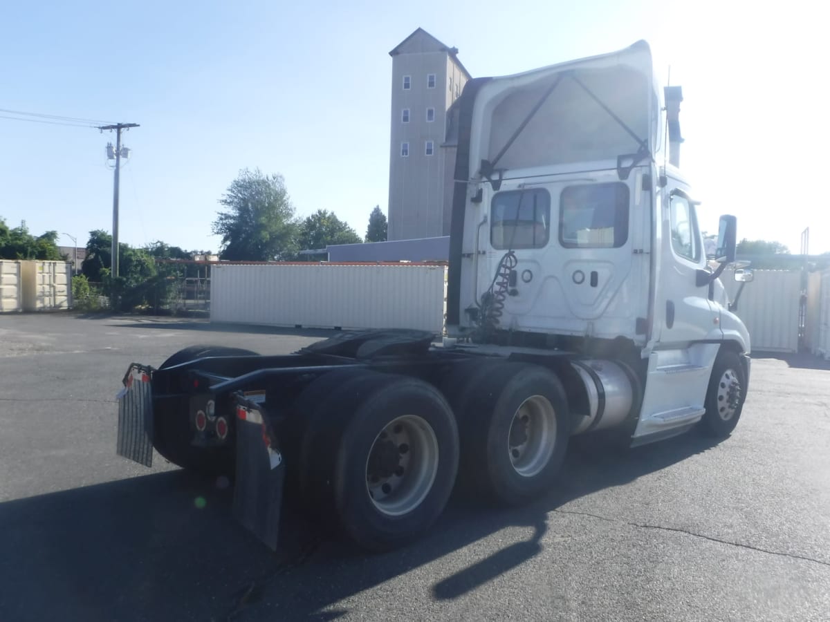 2019 Freightliner/Mercedes CASCADIA 125 807497