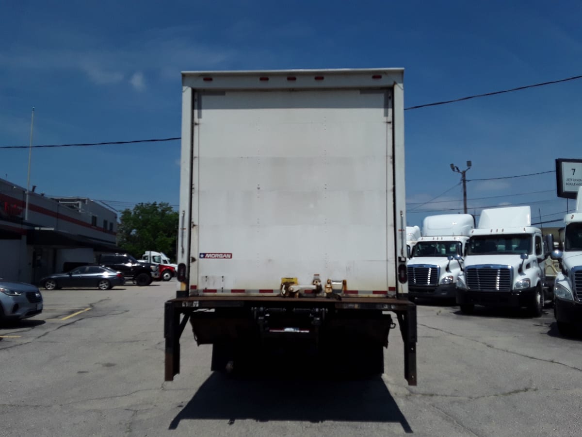 2019 Freightliner/Mercedes M2 106 807512