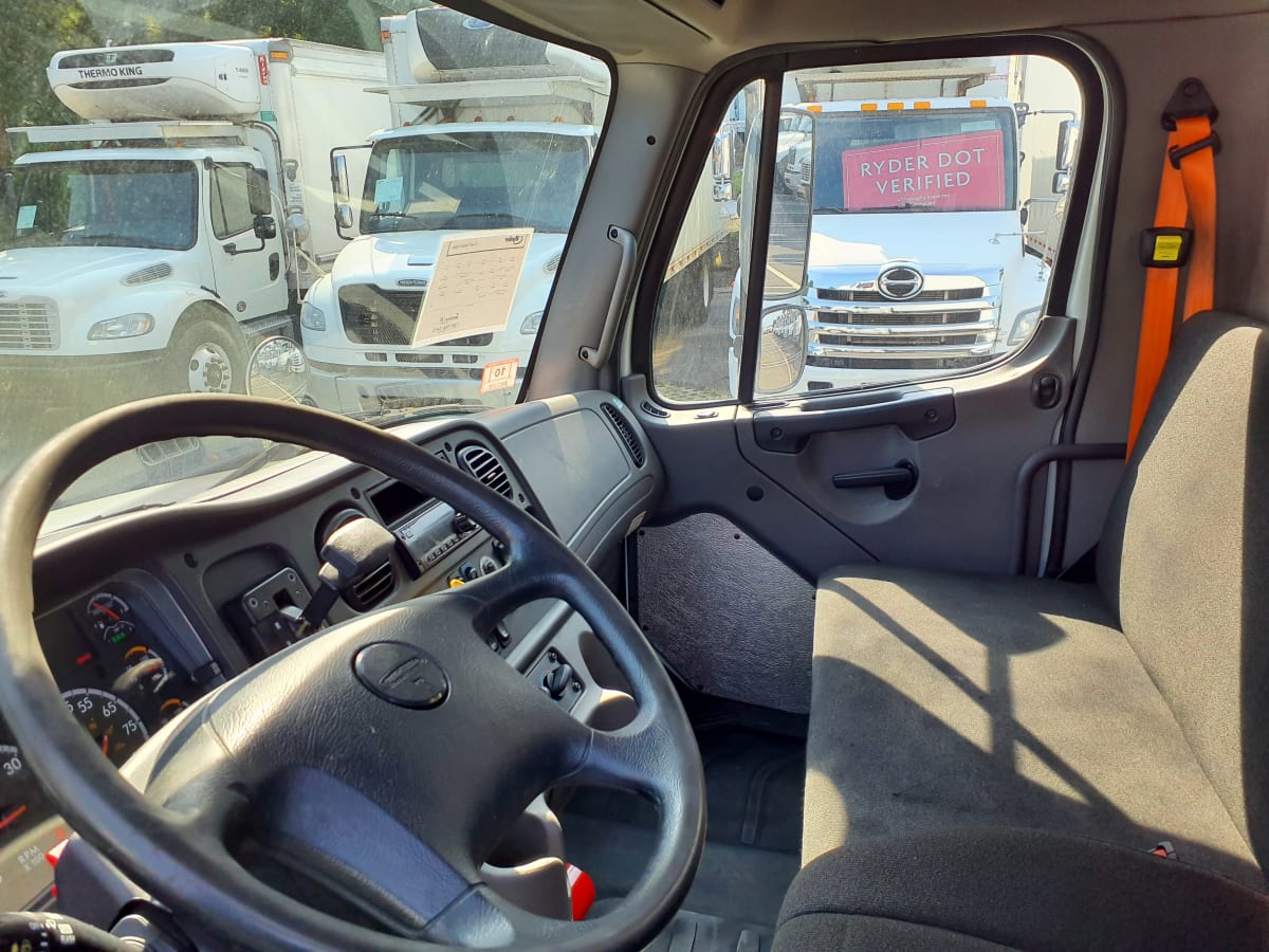 2019 Freightliner/Mercedes M2 106 807517