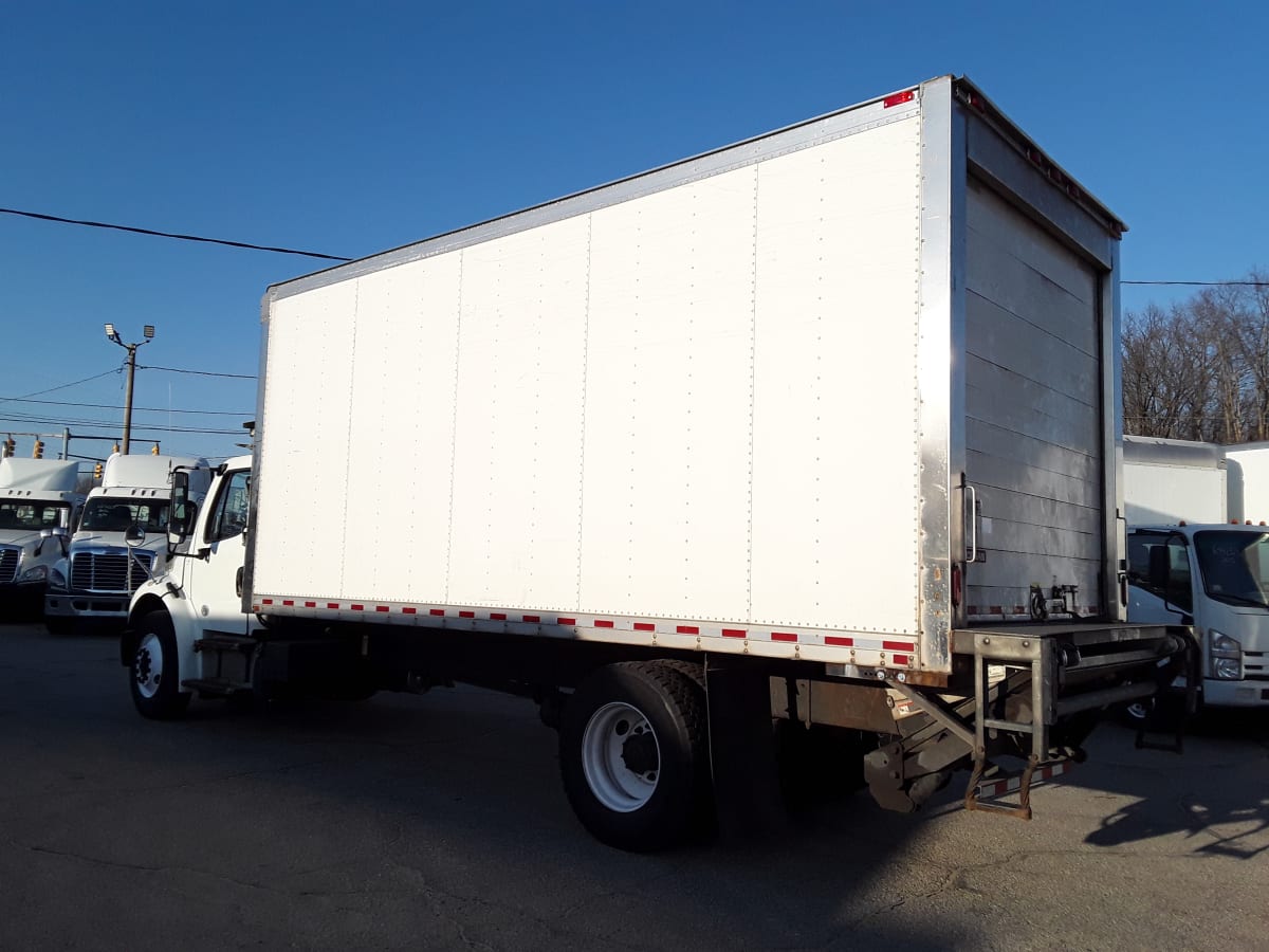 2019 Freightliner/Mercedes M2 106 807581