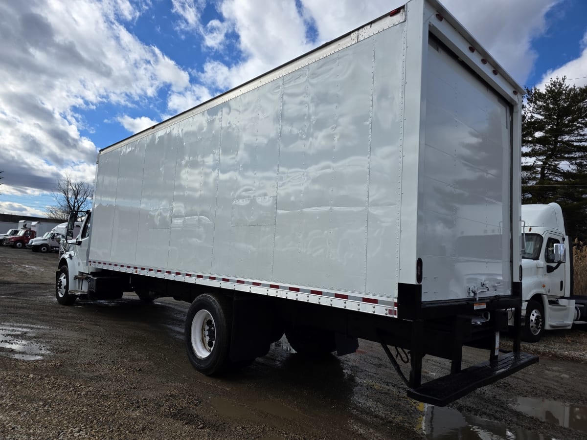 2019 Freightliner/Mercedes M2 106 807592