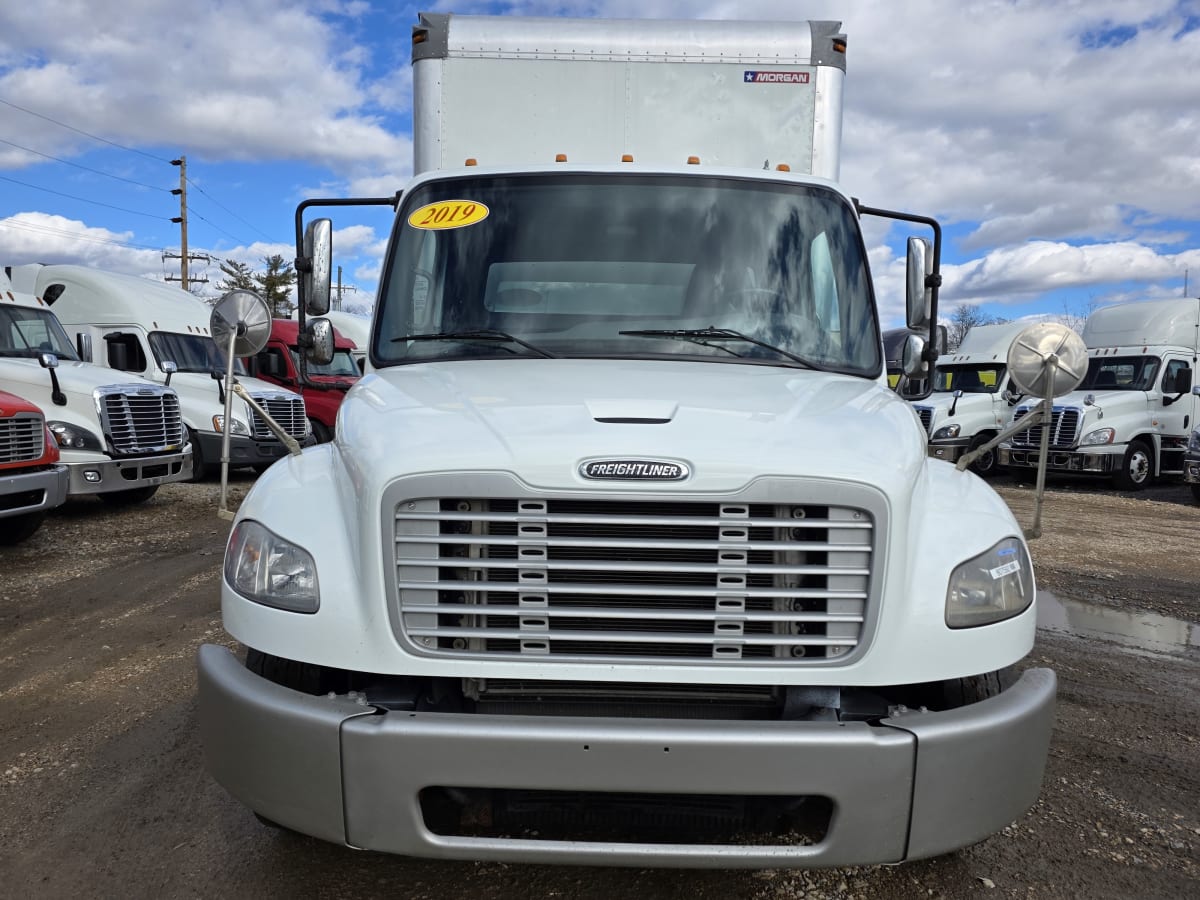 2019 Freightliner/Mercedes M2 106 807592