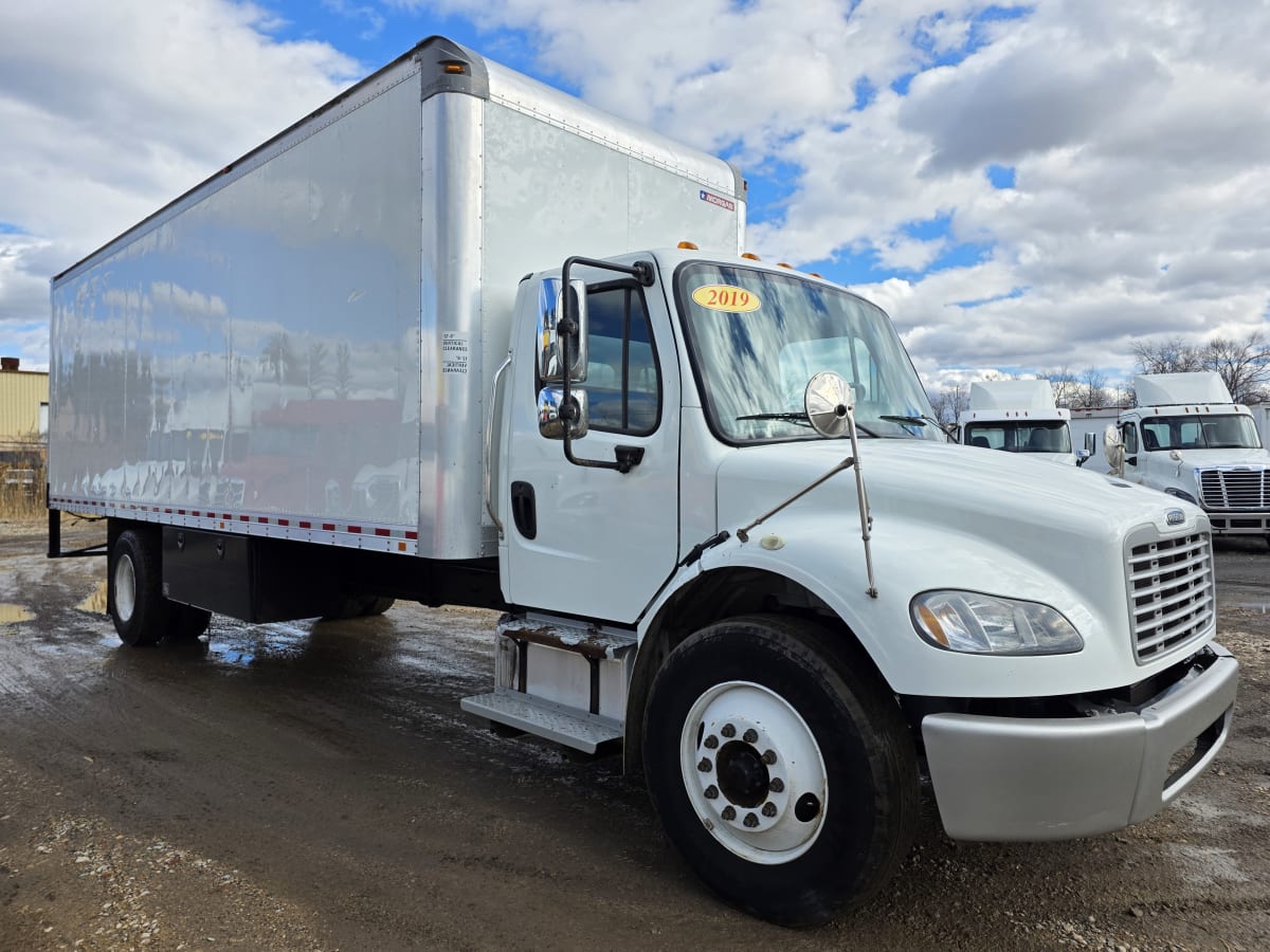2019 Freightliner/Mercedes M2 106 807592