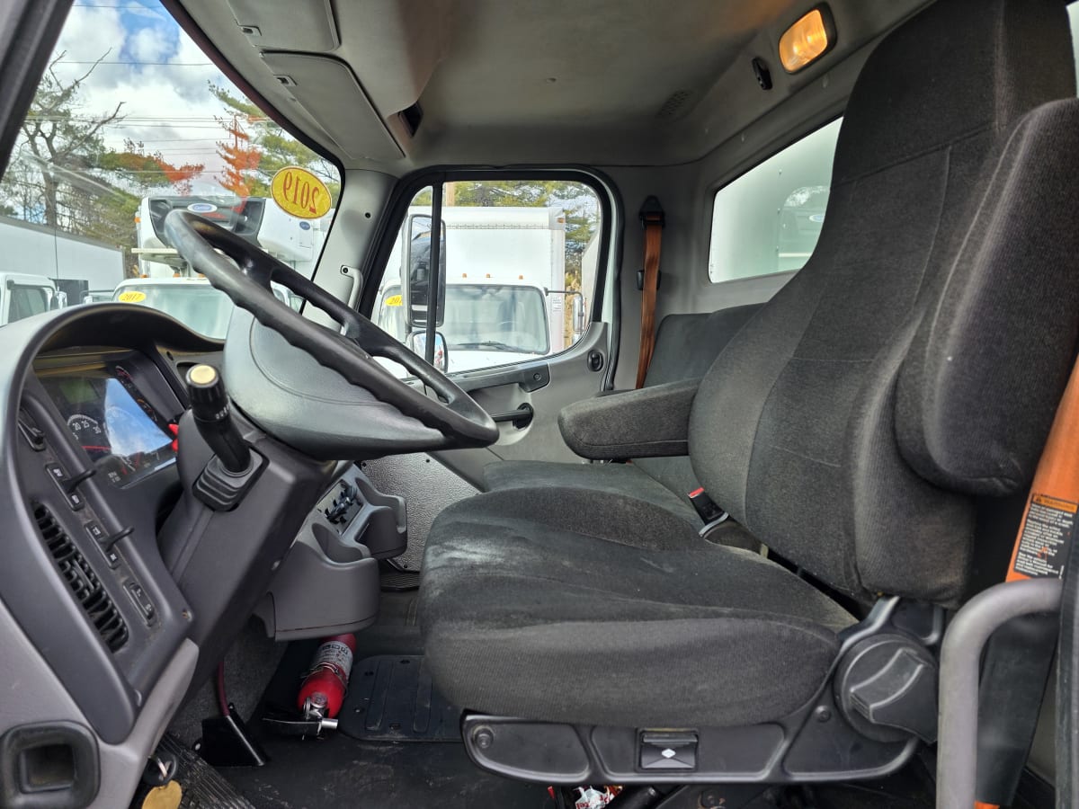 2019 Freightliner/Mercedes M2 106 807592