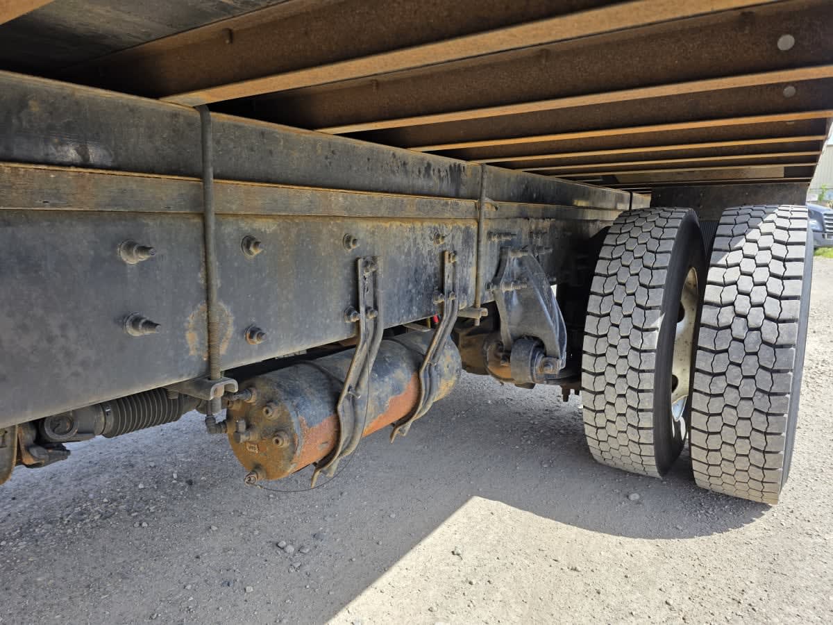 2019 Freightliner/Mercedes M2 106 807595