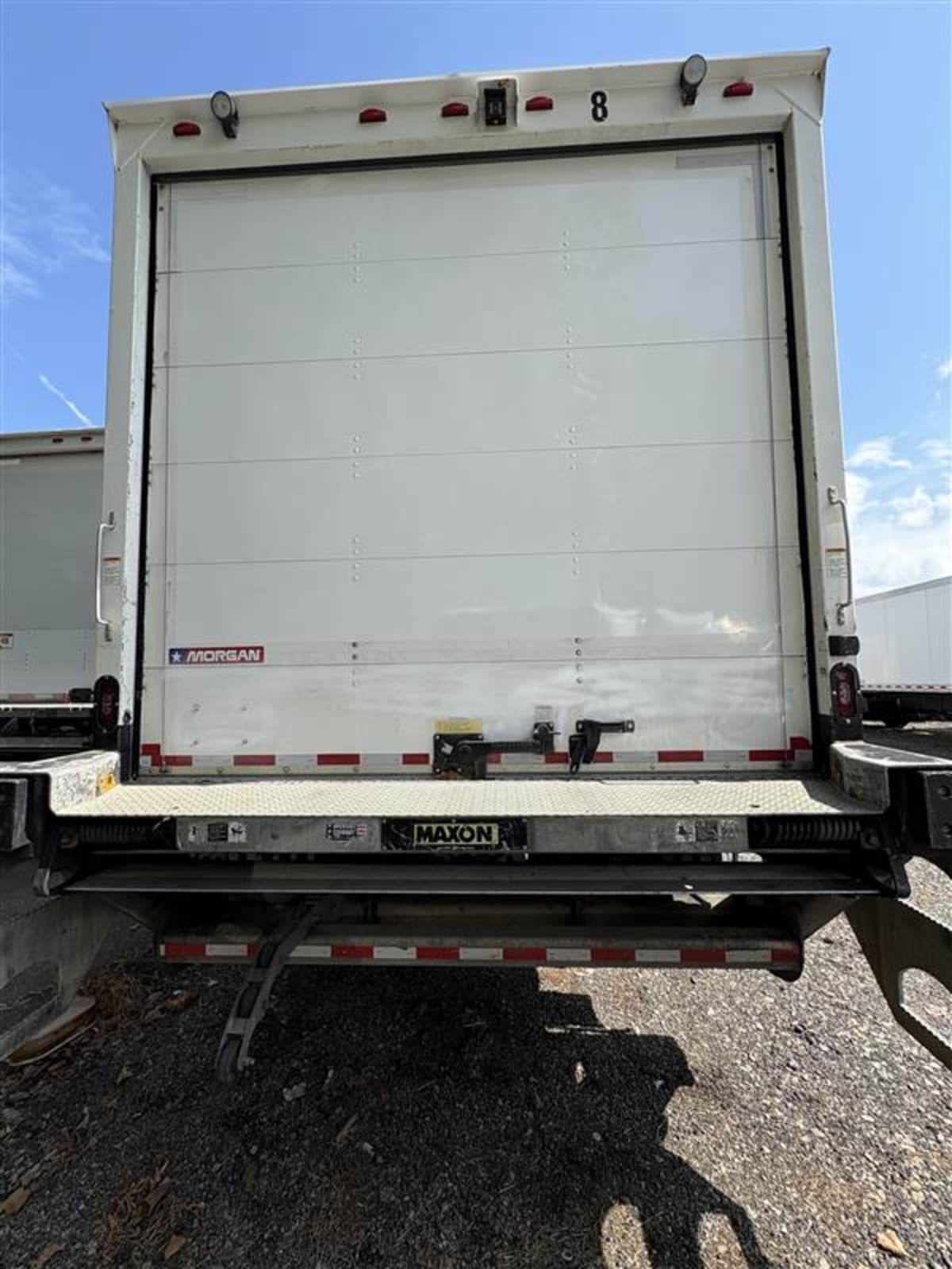 2019 Freightliner M2 106 807614