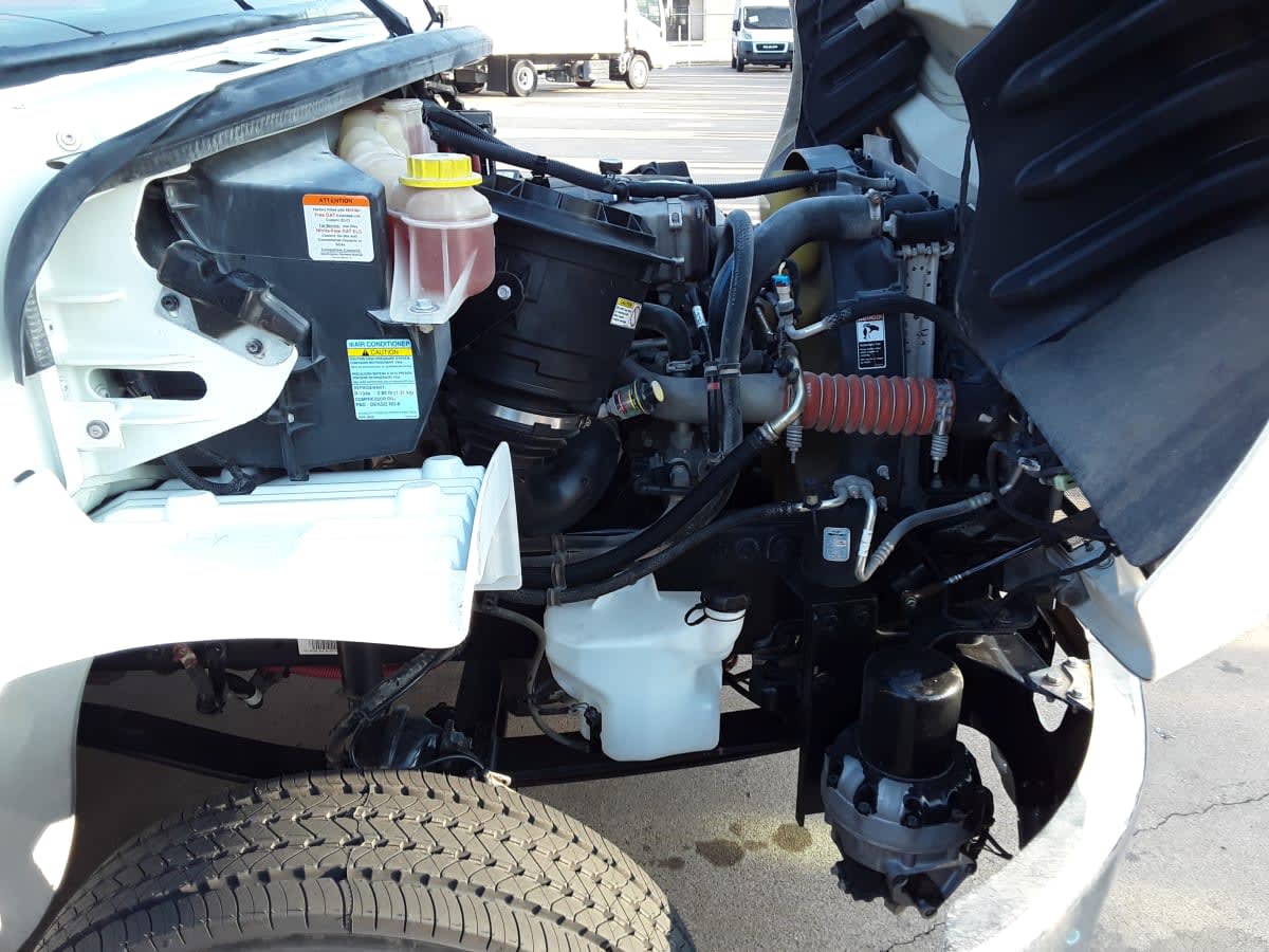 2019 Freightliner M2 106 807630