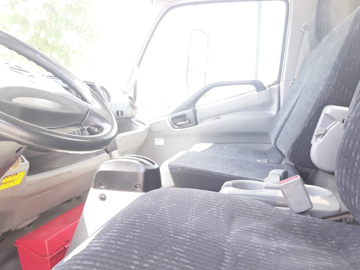 2018 Hino HINO 195 807657