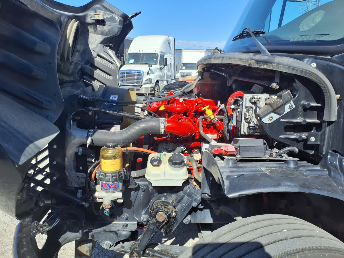 2019 Freightliner M2 106 - image 9