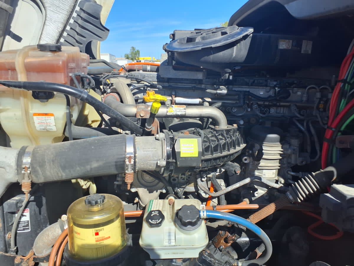 2018 Freightliner/Mercedes CASCADIA 125 807720