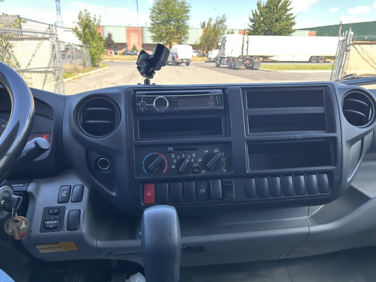 2018 Hino HINO 195 807768
