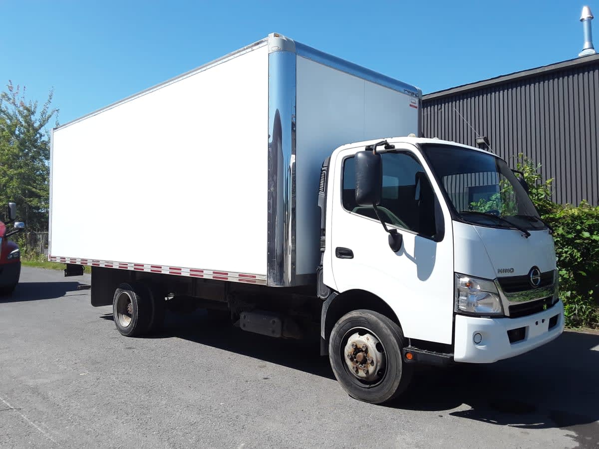 2018 Hino HINO 195 807772