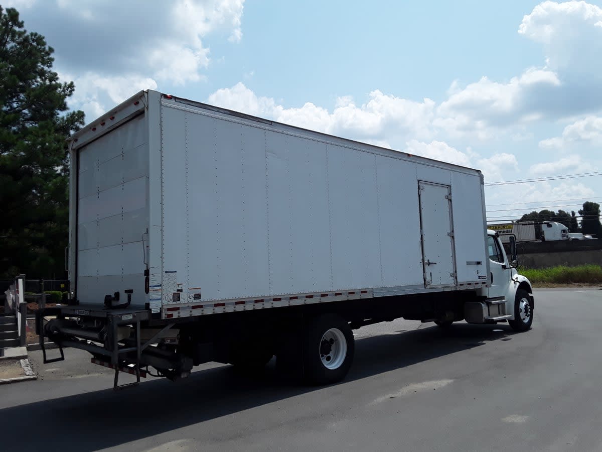 2019 Freightliner M2 106 in Charlotte, NC — photo 4