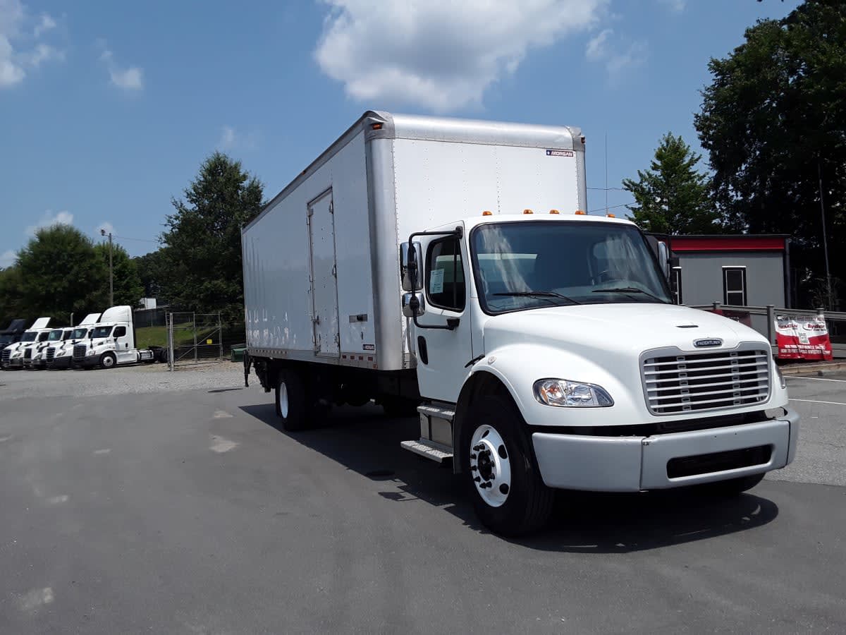 2019 Freightliner M2 106 in Charlotte, NC — photo 3