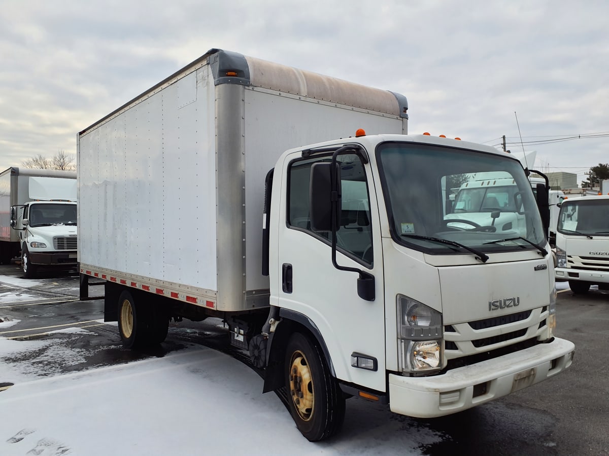 2017 Isuzu NPR 807877