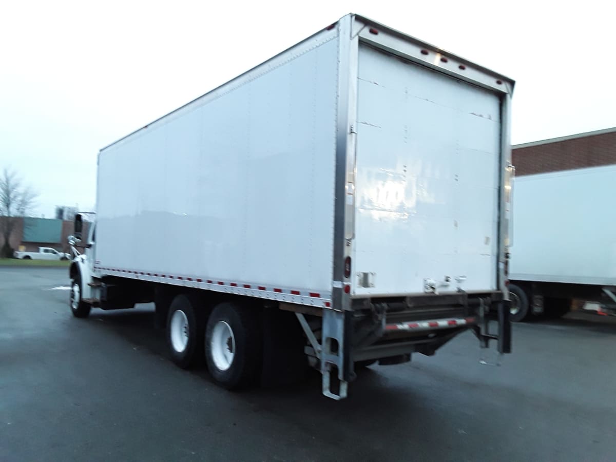 2019 Freightliner/Mercedes M2 106 807905