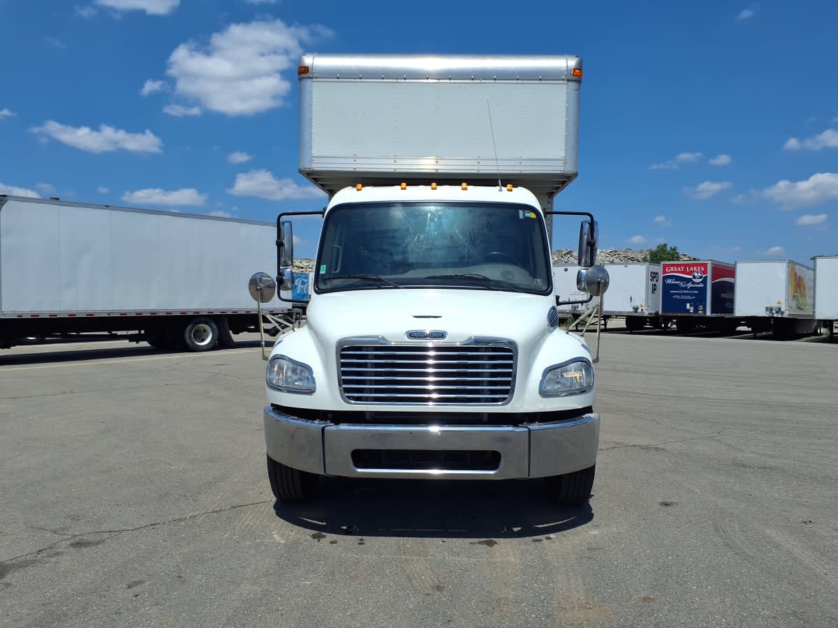 2019 Freightliner M2 106 in Taylor, MI — photo 2