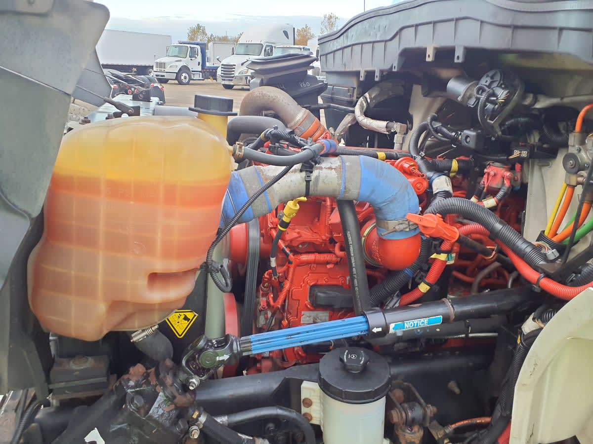 2019 Navistar International 4300 807922