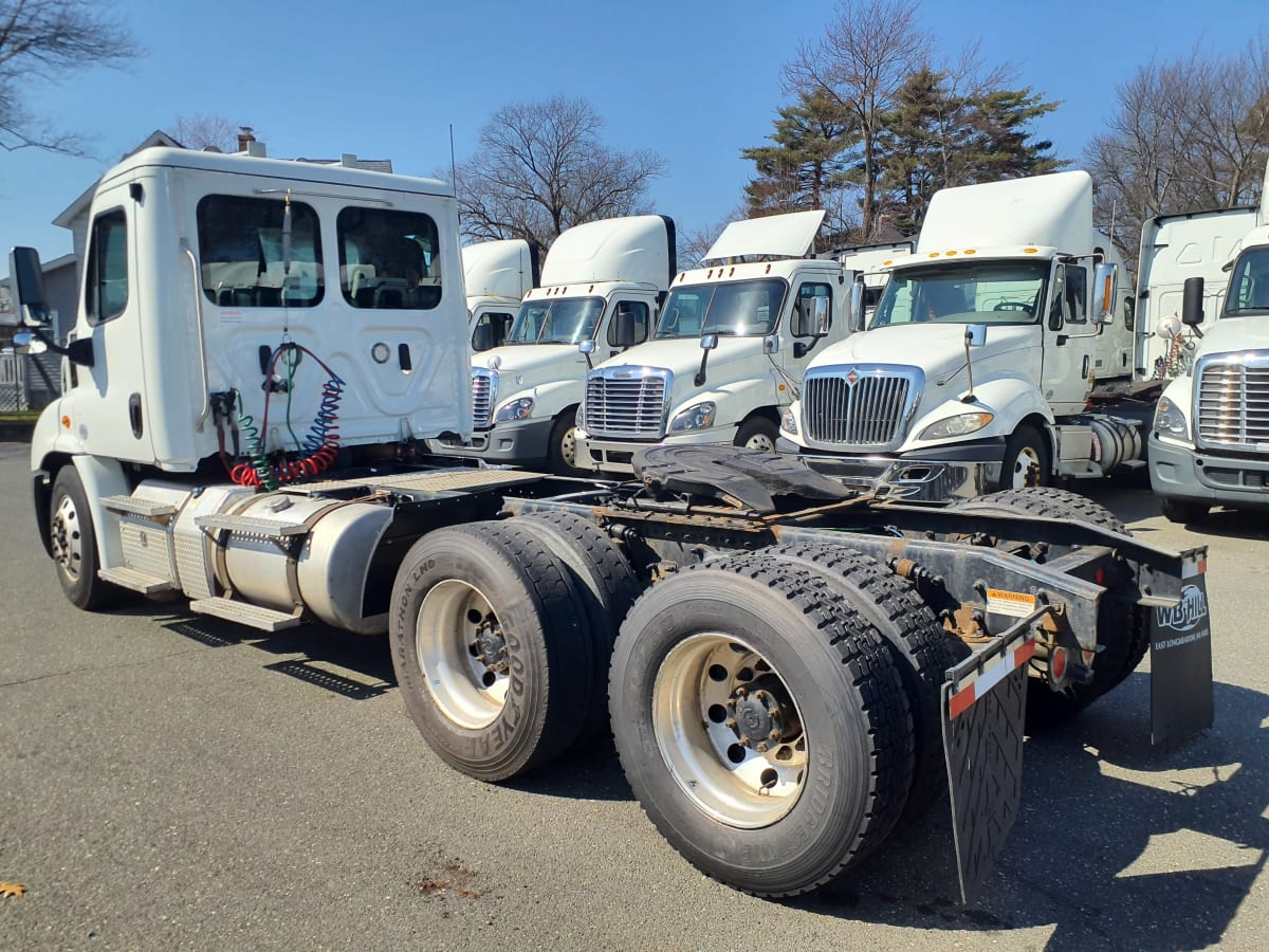 2019 Freightliner/Mercedes CASCADIA 113 807947