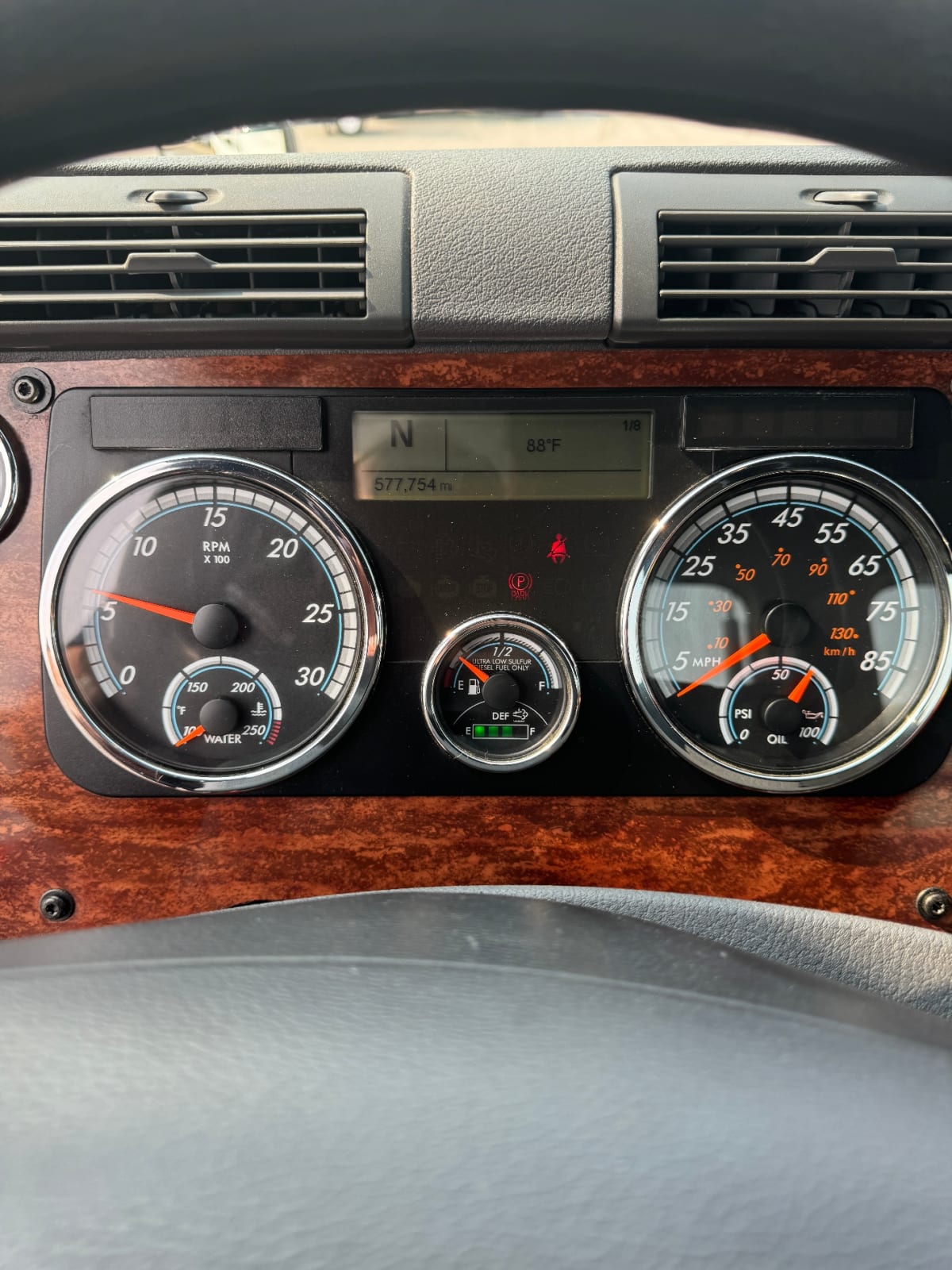 2019 Freightliner/Mercedes CASCADIA 125 807952