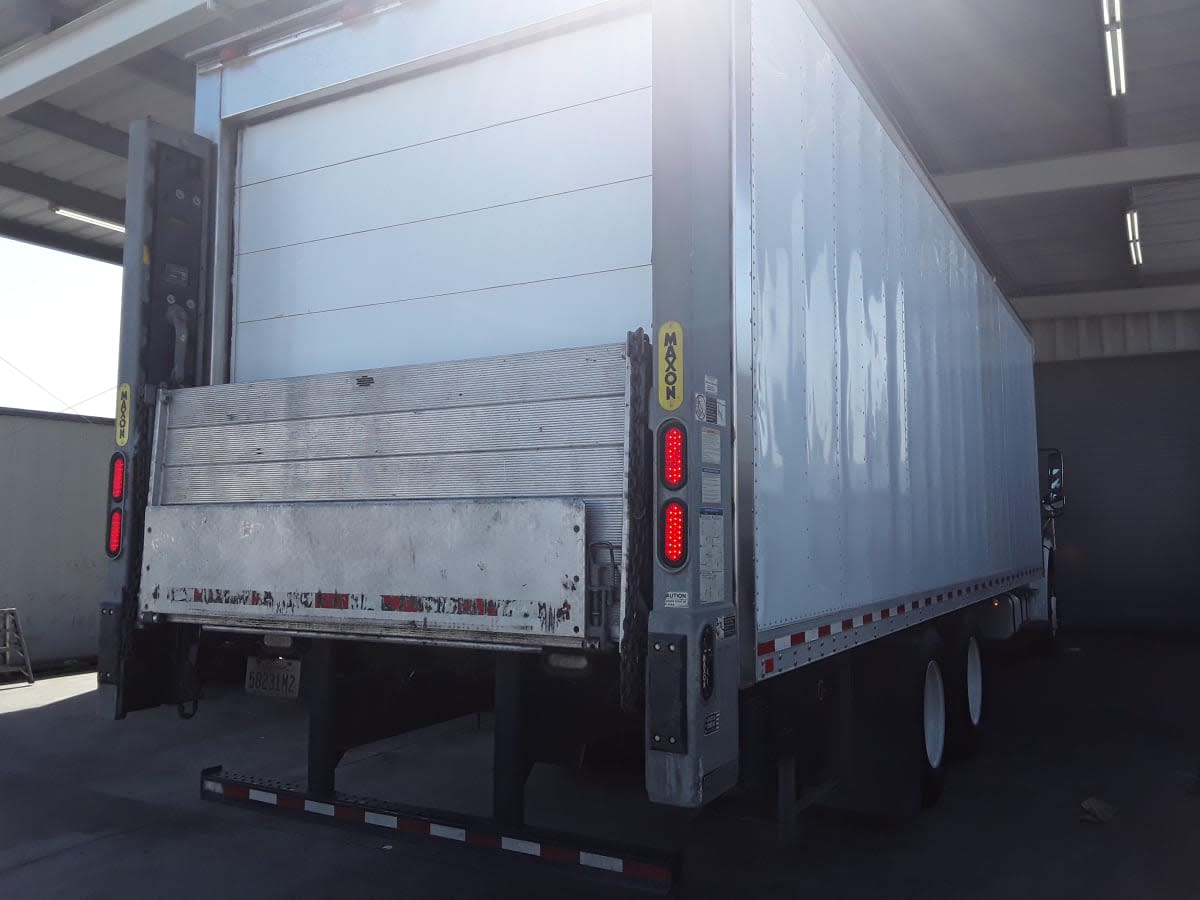 2019 Freightliner M2 106 807958