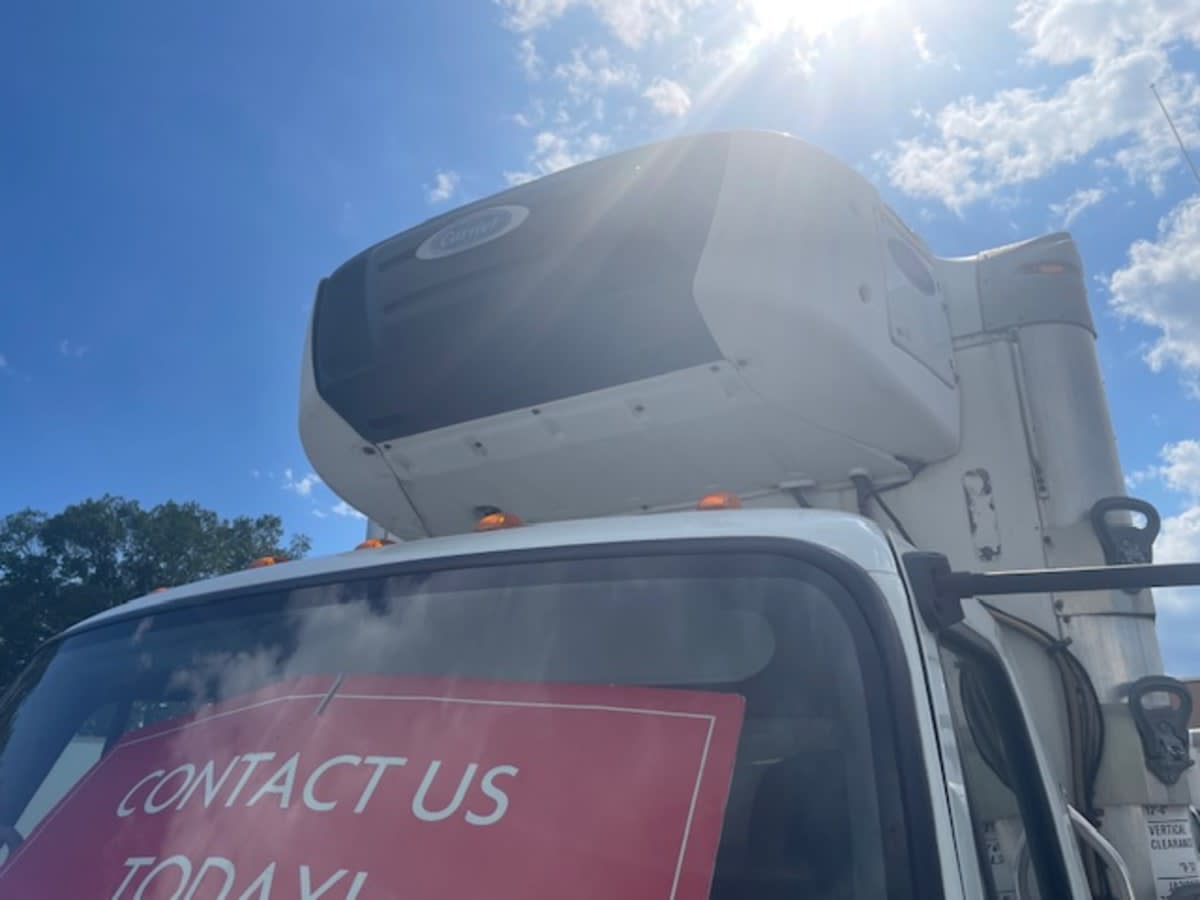 2019 Freightliner M2 106 807979
