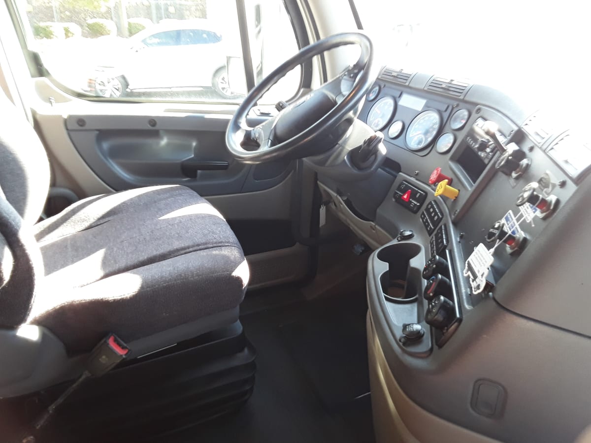 2019 Freightliner/Mercedes CASCADIA 125 808067