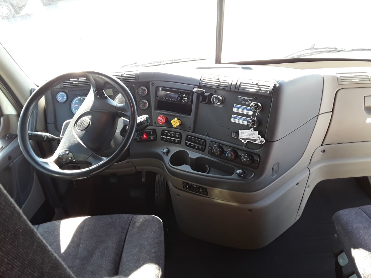 2019 Freightliner/Mercedes CASCADIA 125 808067